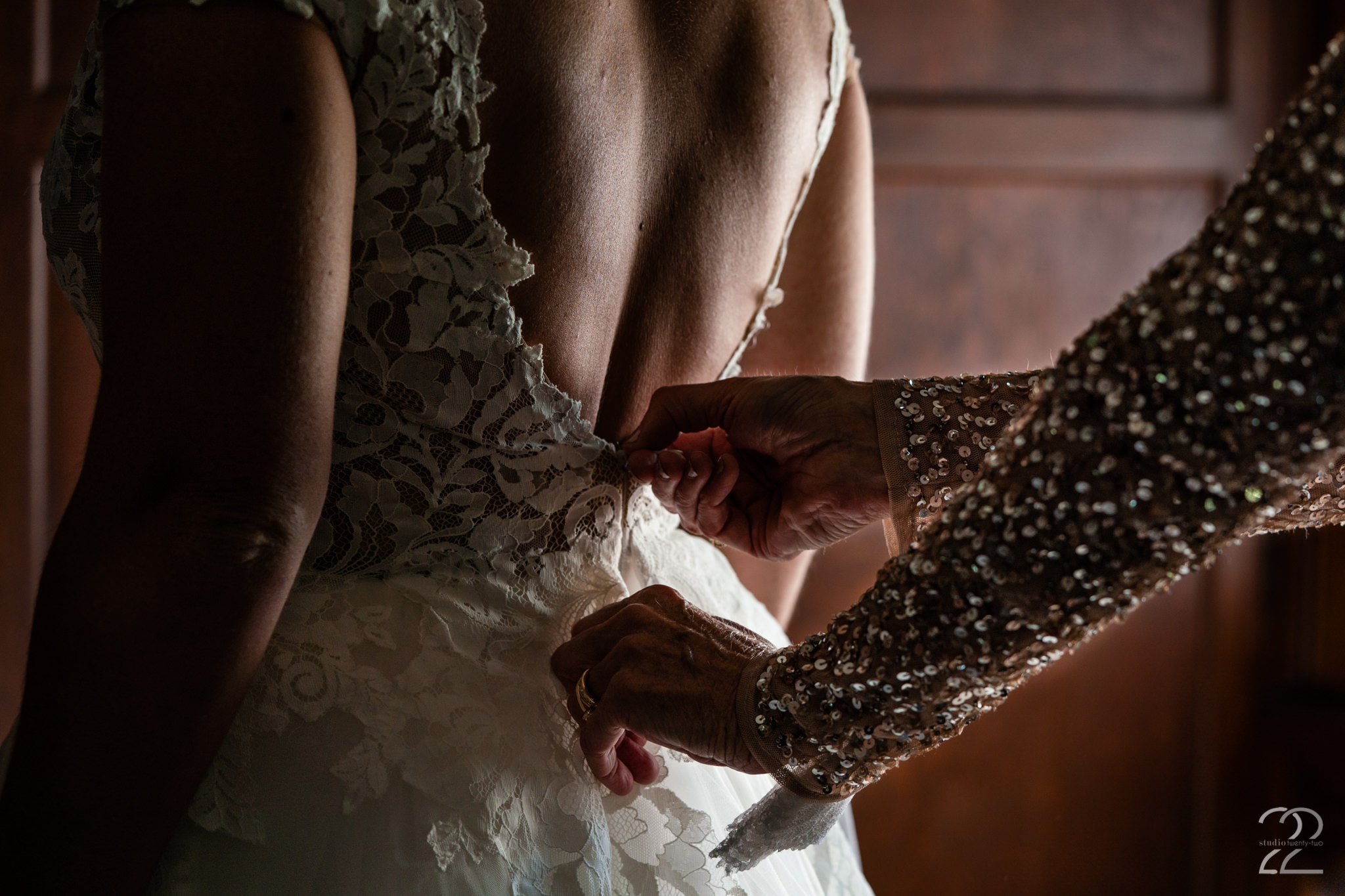  At Studio 22 we look for the moments at your wedding that create the feeling for the day. These moments could be made up of a hug, a laugh, a touch, or a smile. Megan is always on the lookout for special photos that will touch your heart for years to come. 